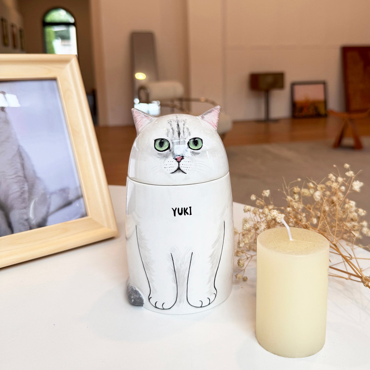 Personalized Hand-Painted Cat Memorial Urn, Ceramic Urn For Pet