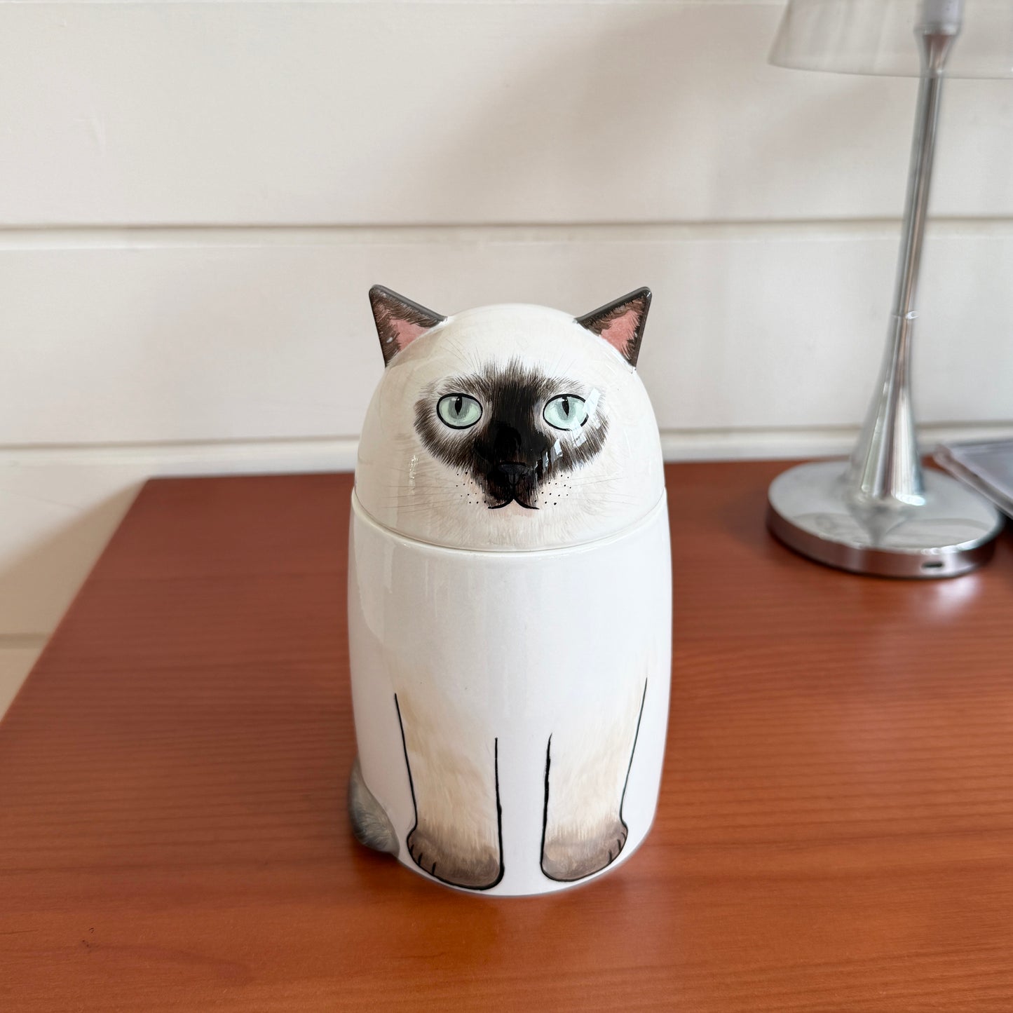Custom Ceramic Cat Urn – Handcrafted Memorial for Cat